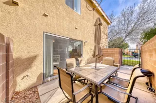 Photo #6: 2271329 Listing