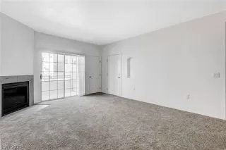 Photo #3: 2271333 Listing