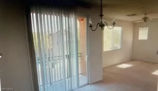 Photo #5: 2271339 Listing