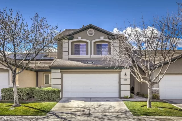 MLS: 2271351 Condo For Sale