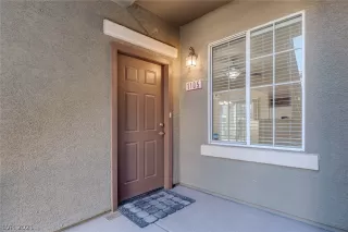 Photo #1: 2271389 Listing