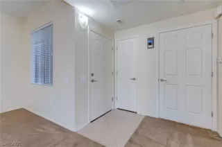 Photo #2: 2271389 Listing