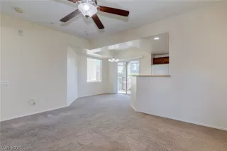 Photo #3: 2271389 Listing