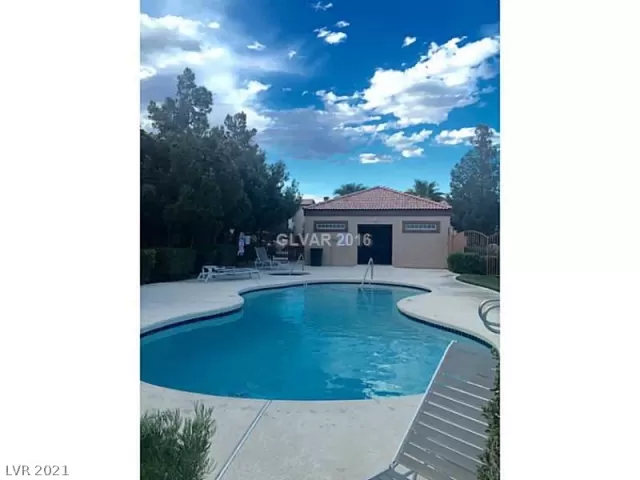 MLS: 2271391 Condo For Sale