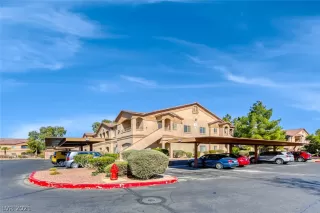 Photo #2: 2271395 Listing