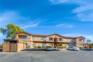 Photo #3: 2271395 Listing