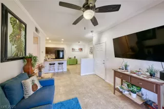 Photo #6: 2271395 Listing