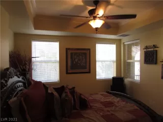 Photo #5: 2271397 Listing