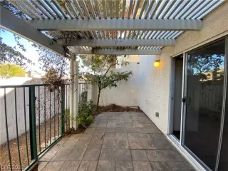 Photo #5: 2271399 Listing 