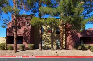 Photo #2: 2271423 Listing