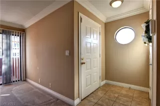 Photo #3: 2271423 Listing