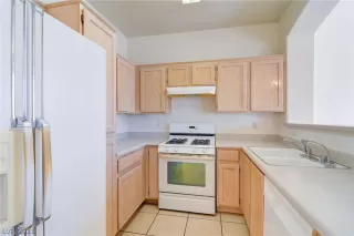 Photo #1: 2271442 Listing