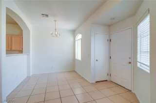 Photo #3: 2271442 Listing