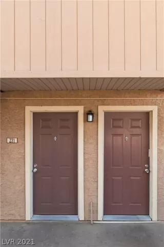 Photo #2: 2271500 Listing