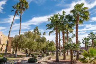 Photo #6: 2271500 Listing