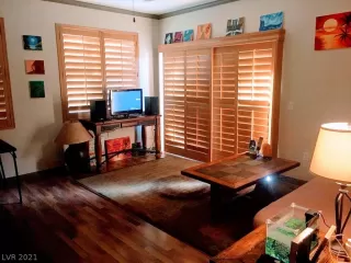 Photo #2: 2271517 Listing