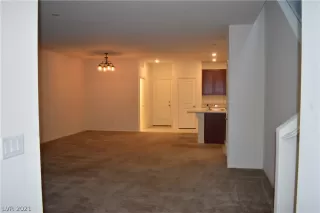 Photo #4: 2271548 Listing 