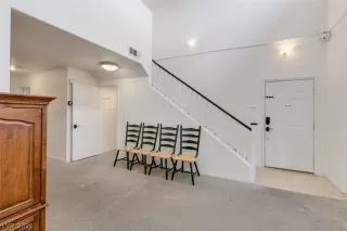 Photo #4: 2271575 Listing