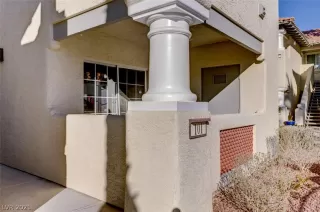 Photo #2: 2271618 Listing