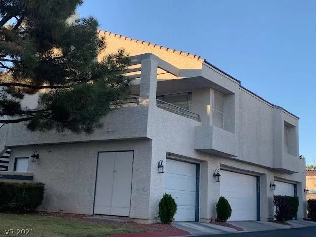 MLS: 2271635 Condo For Sale