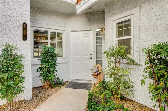 MLS: 2271659 Condo For Sale