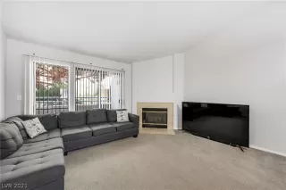 Photo #3: 2271670 Listing 