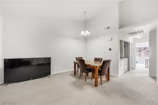 Photo #6: 2271670 Listing 