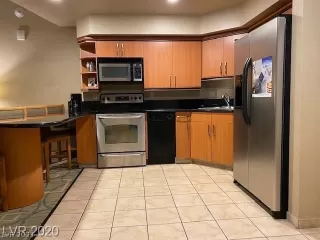 Photo #2: 2271685 Listing