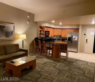 Photo #4: 2271685 Listing