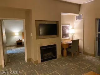 Photo #5: 2271685 Listing