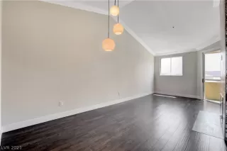 Photo #4: 2271707 Listing 