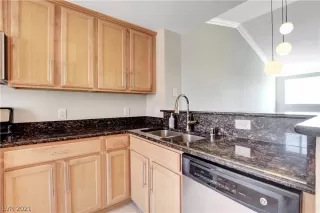 Photo #6: 2271707 Listing 