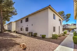 Photo #2: 2271719 Listing 