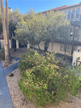 Photo #2: 2271723 Listing 