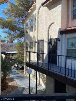 Photo #4: 2271723 Listing 