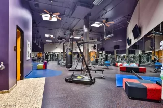 Photo #1: 2271796 Listing 