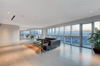 Photo #3: 2271803 Listing 