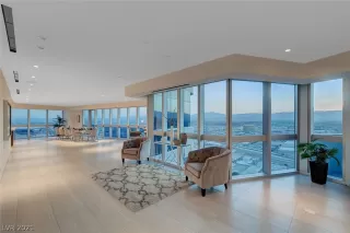 Photo #5: 2271803 Listing 