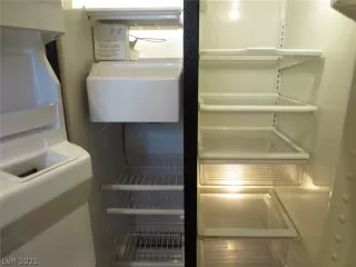 Photo #6: 2271811 Listing 