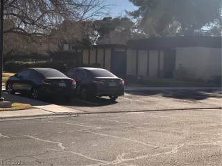 Photo #3: 2271877 Listing 