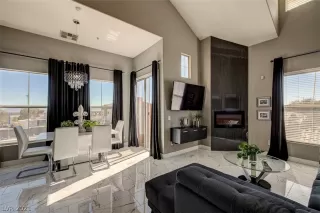 Photo #6: 2271901 Listing