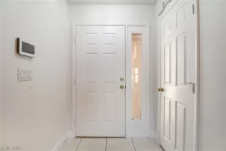 Photo #5: 2272039 Listing