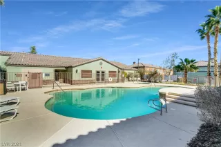 Photo #3: 2272116 Listing