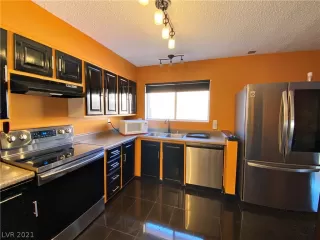 Photo #3: 2272171 Listing 