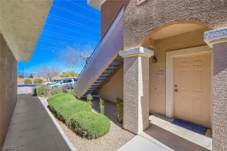 Photo #1: 2272190 Listing