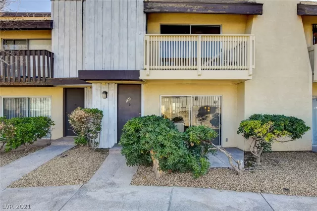 MLS: 2272245 Condo For Sale