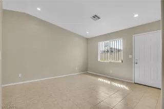 Photo #2: 2272265 Listing 