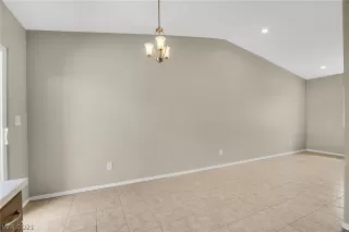 Photo #5: 2272265 Listing 