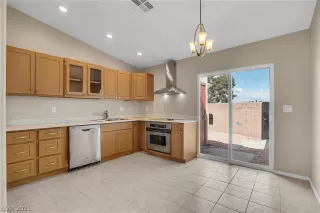 Photo #6: 2272265 Listing 