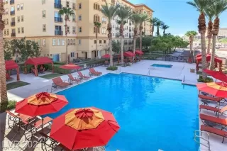 Photo #4: 2272280 Listing